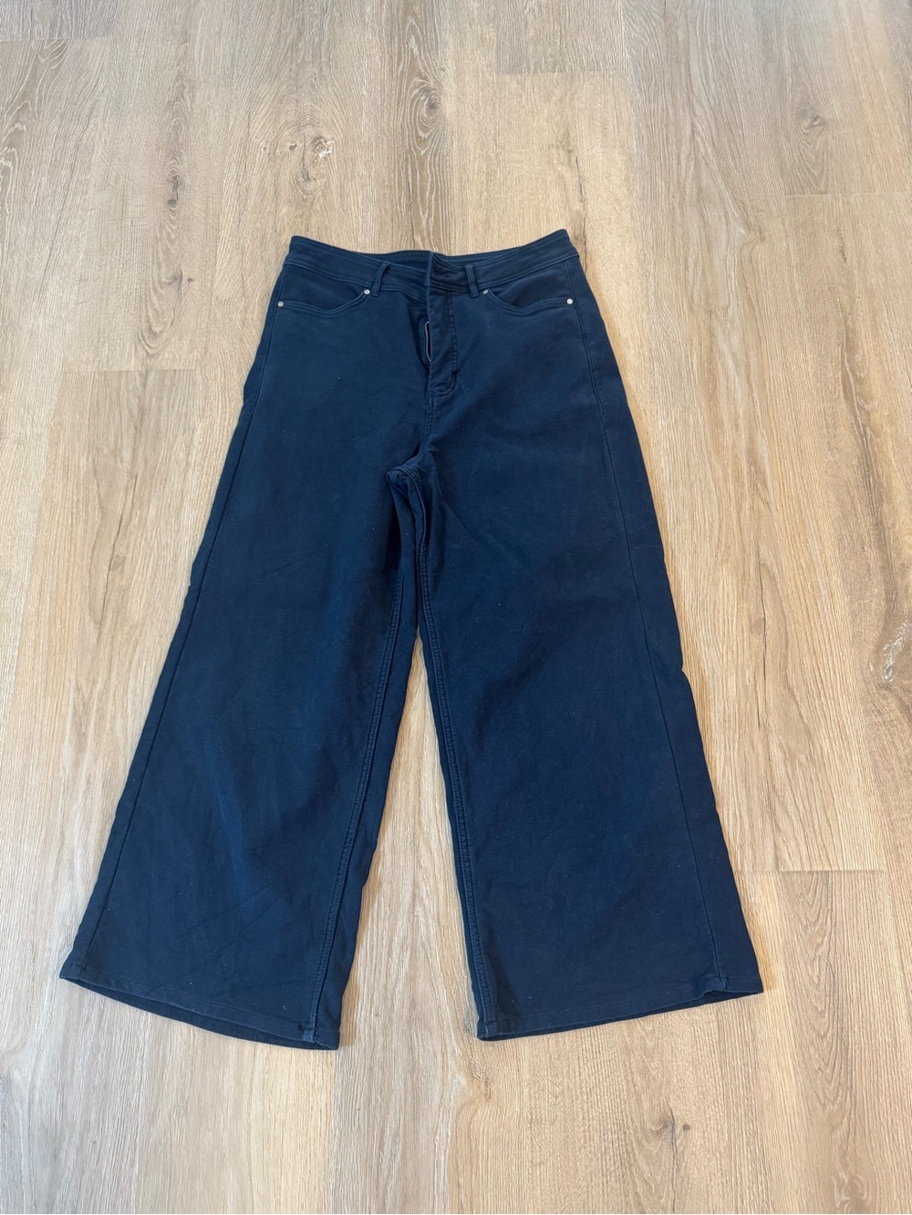 Wide Leg woman’s navy pant